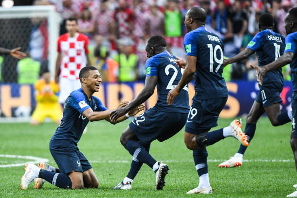 足球的高强 足球的高强