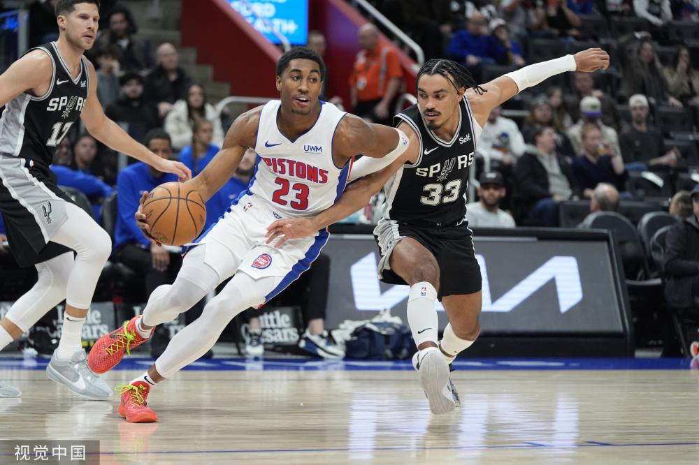 巴萨门将佩 巴萨门将佩