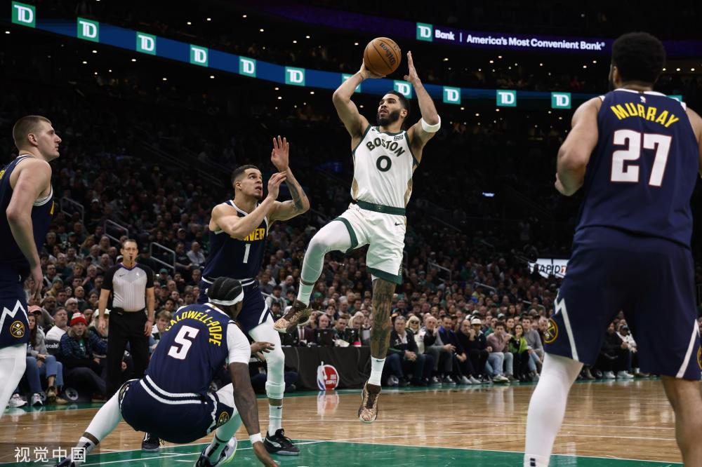 使得球队的 使得球队的