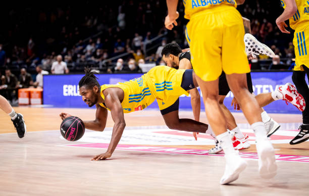 击败孟菲斯 击败孟菲斯